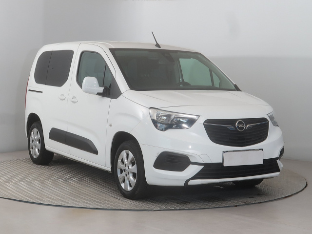 Opel Combo 2020