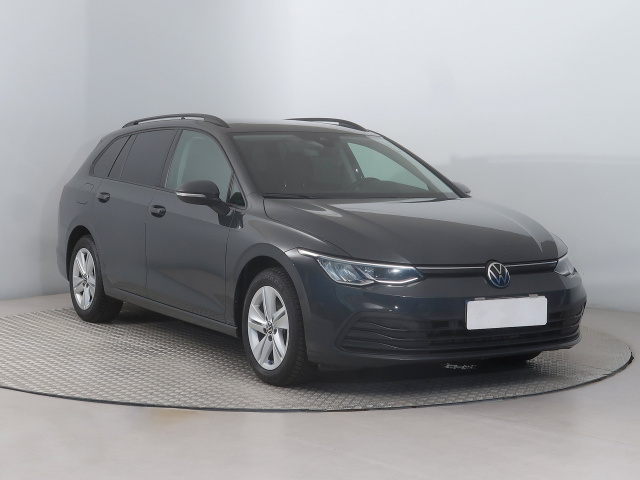 Volkswagen Golf 2021