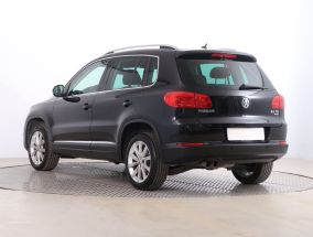 Volkswagen Tiguan - 2013