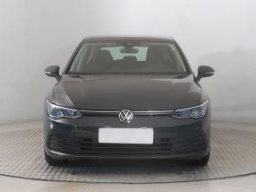 Volkswagen Golf - 2021