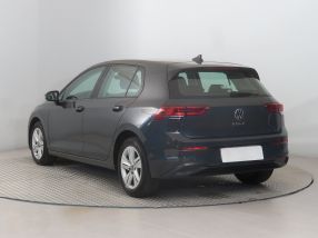 Volkswagen Golf - 2021