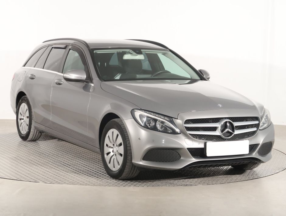 Mercedes-Benz C - 2015