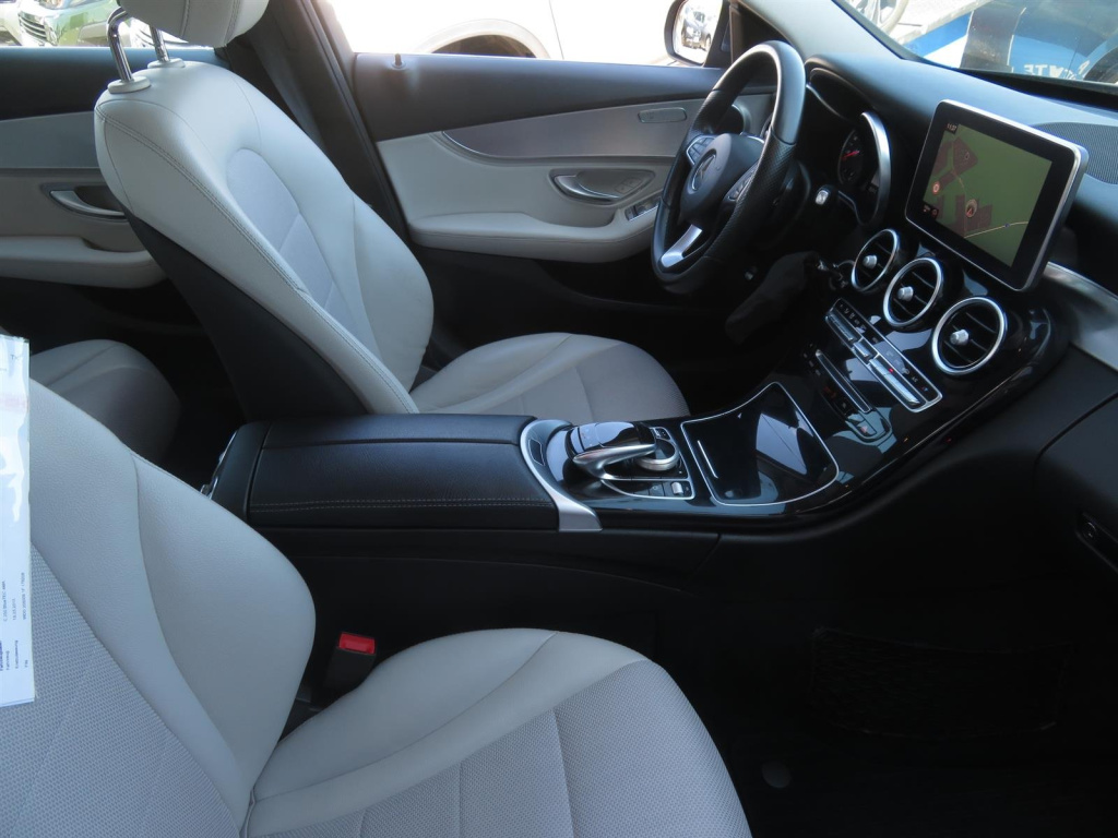 Mercedes-Benz C
