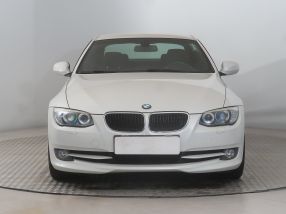 BMW 3 - 2011
