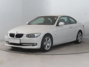 BMW 3 - 2011