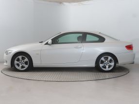 BMW 3 - 2011