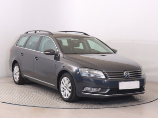Volkswagen Passat, 2012