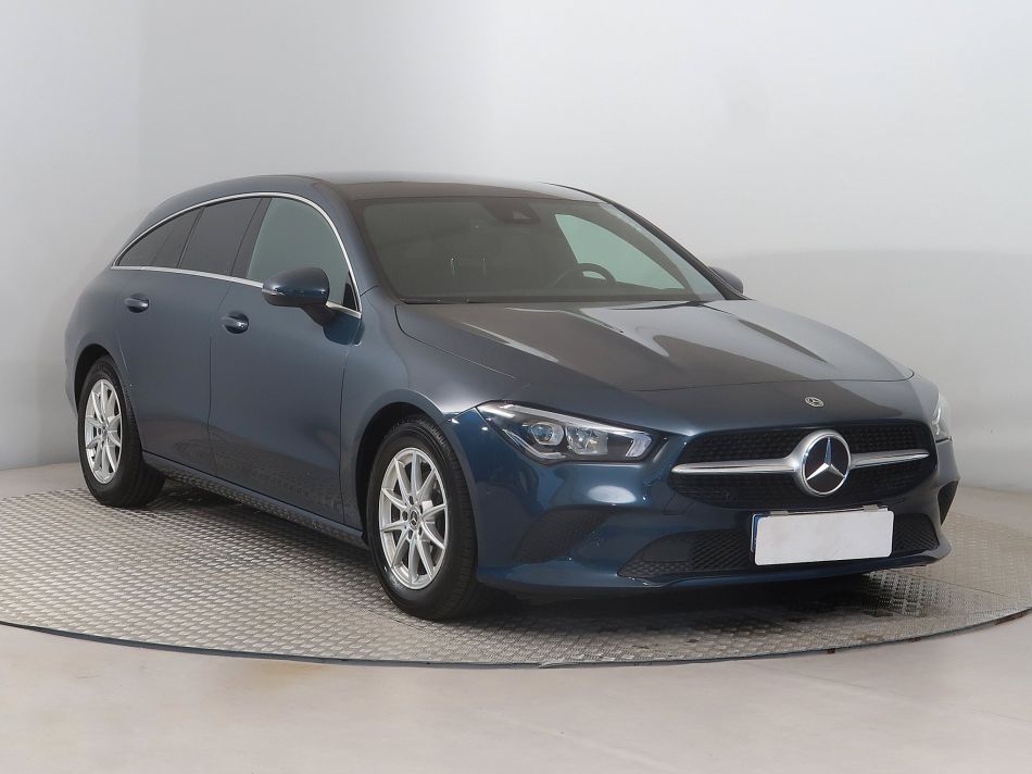 Mercedes-Benz CLA - 2021