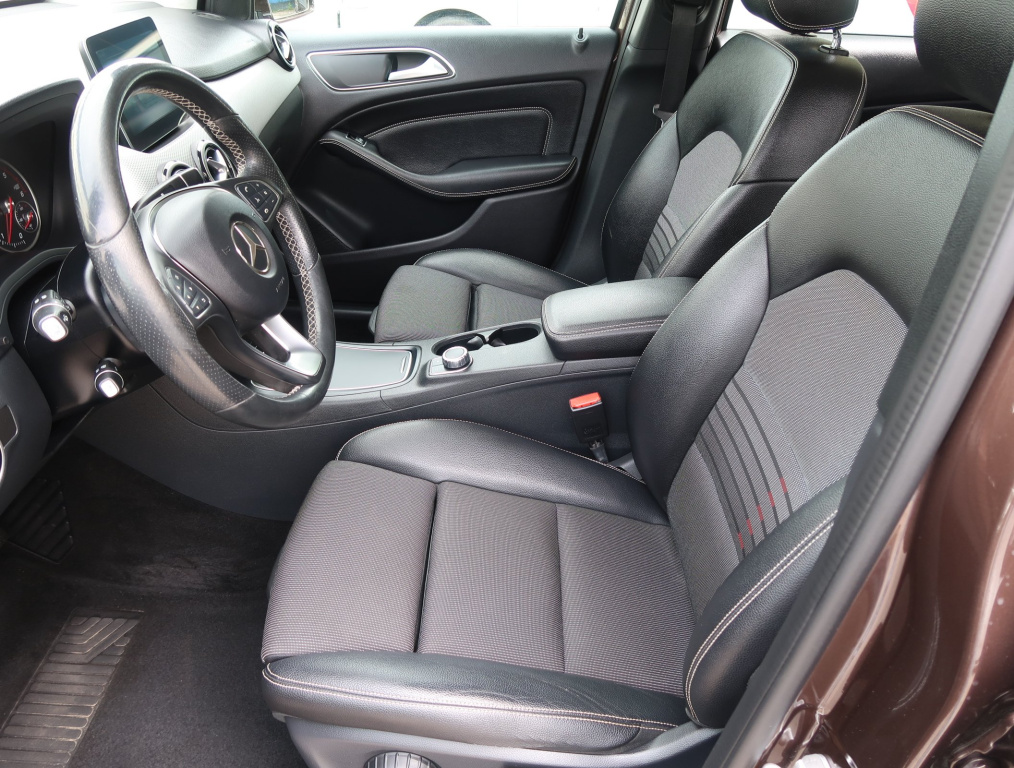Mercedes-Benz B