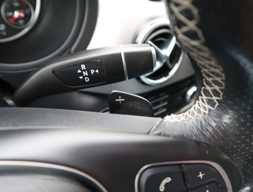Mercedes-Benz B