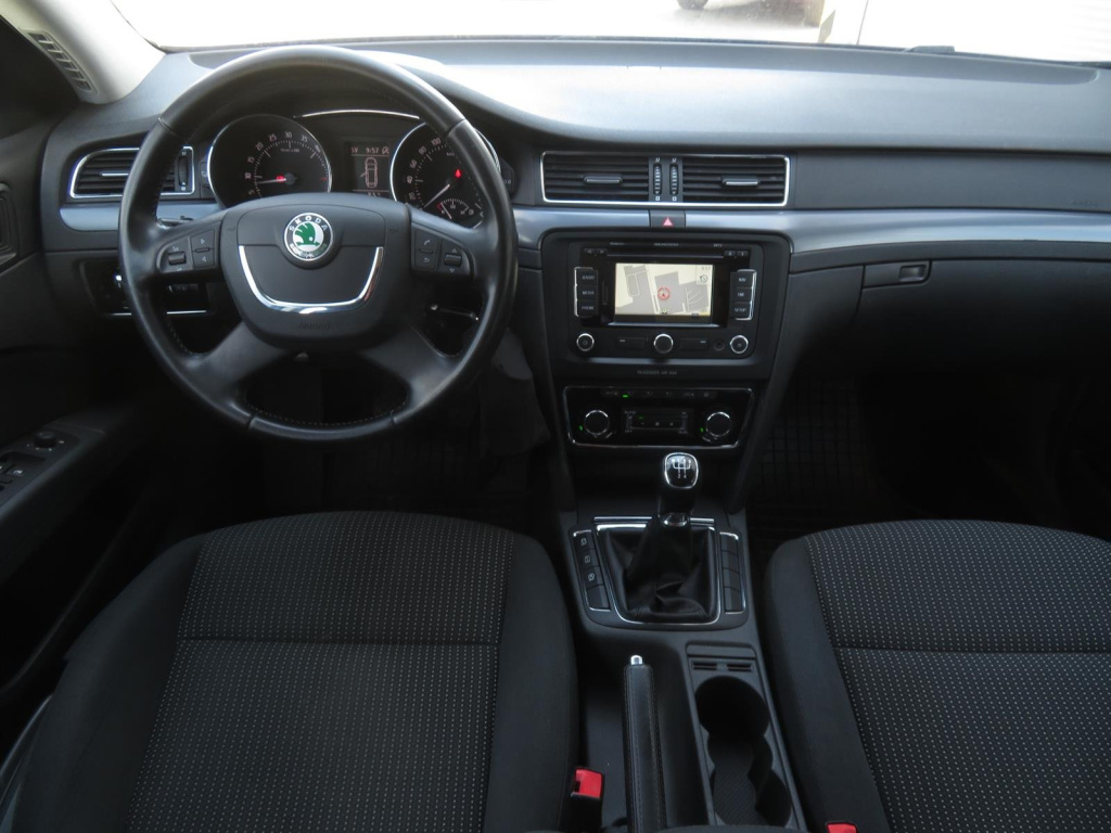 Škoda Superb