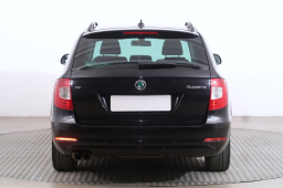 Škoda Superb 2013