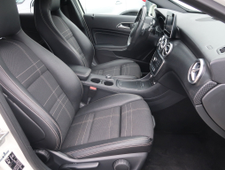 Mercedes-Benz A 2017