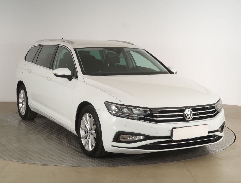 Volkswagen Passat - 2020