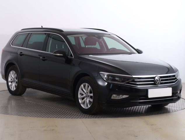Volkswagen Passat 2022