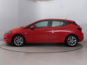 Opel Astra - 2020