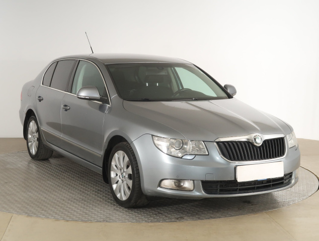Škoda Superb 2008