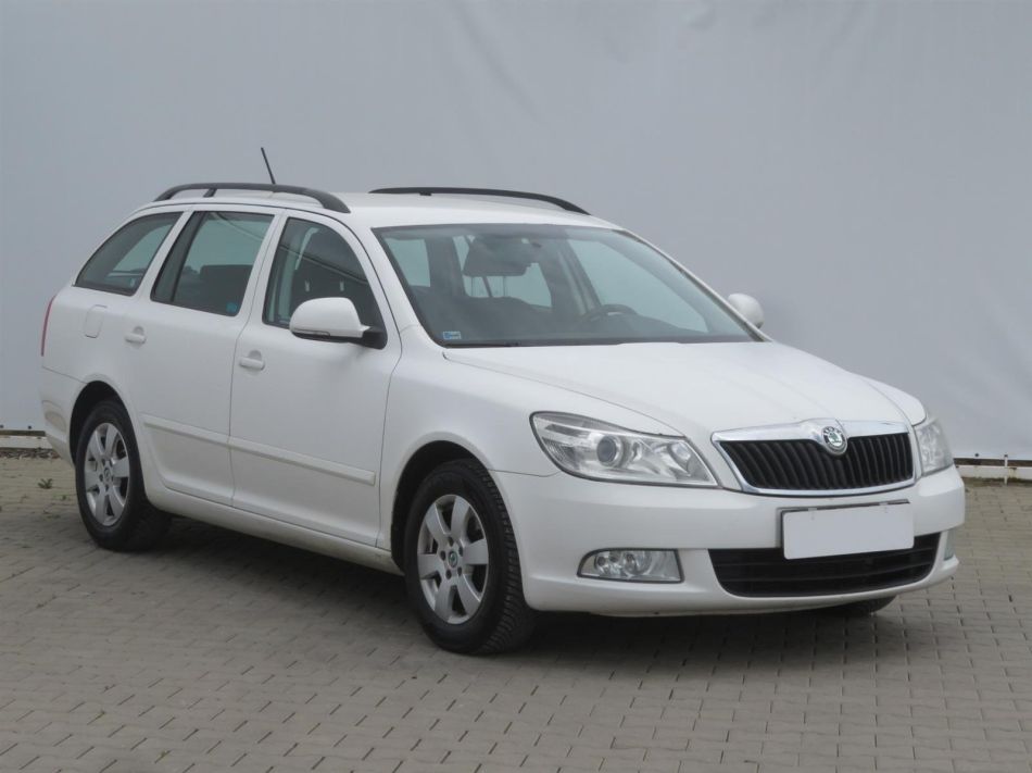 Skoda Octavia - 2012
