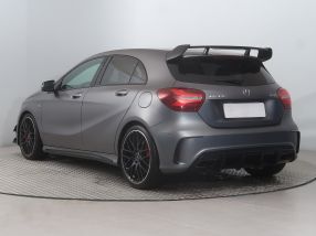 Mercedes-Benz A - 2016