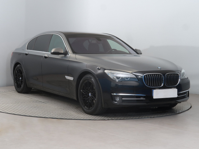 BMW 7 2013