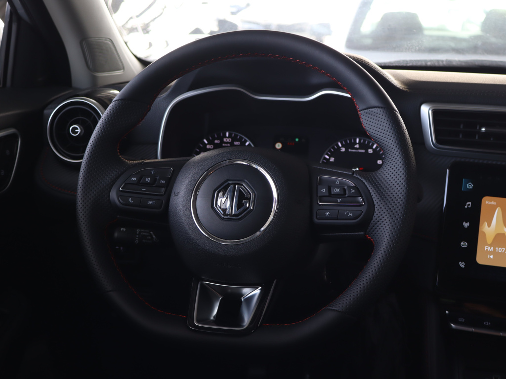 MG ZS SUV