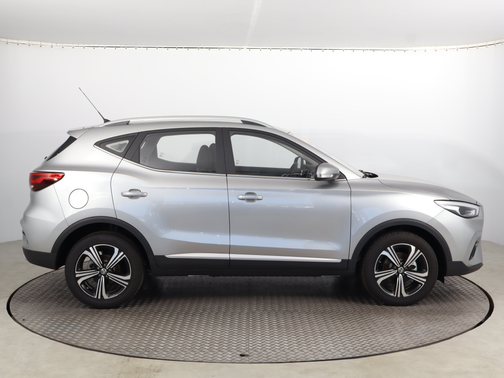 MG ZS SUV
