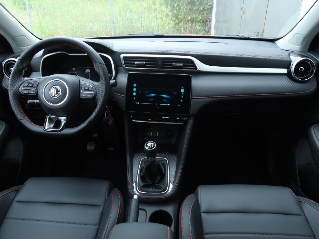 MG ZS SUV