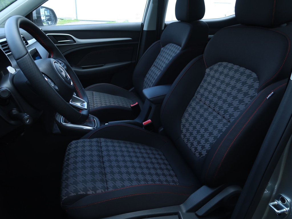 MG ZS SUV