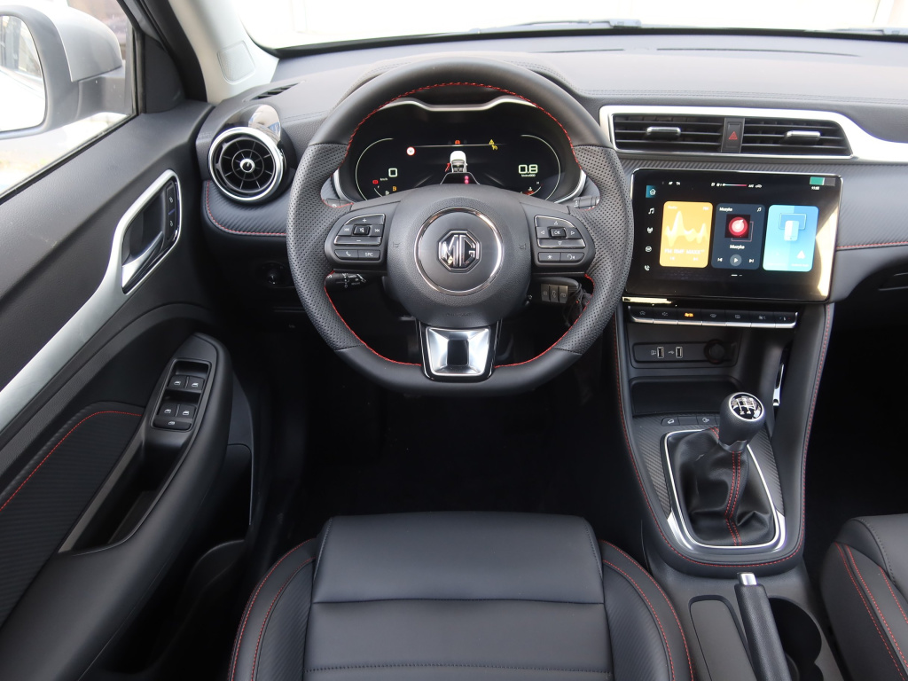 MG ZS SUV