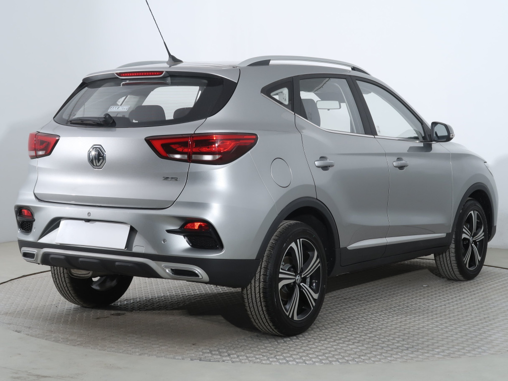 MG ZS SUV