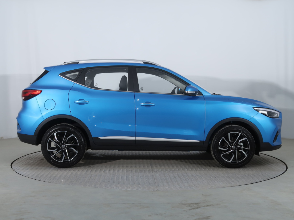 MG ZS SUV