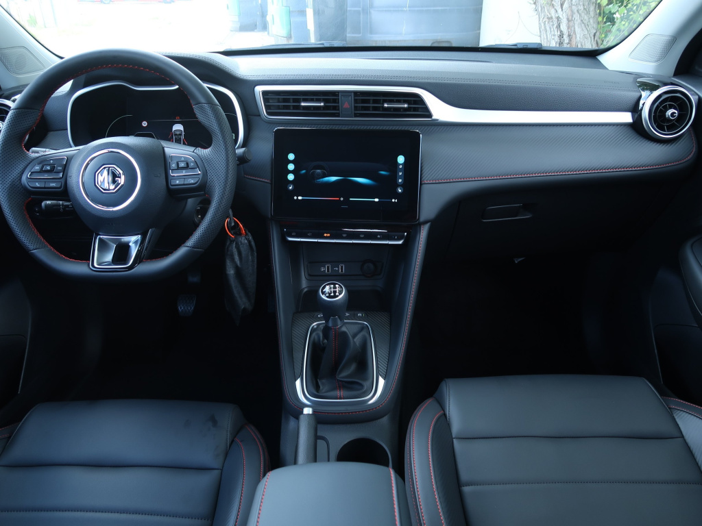 MG ZS SUV