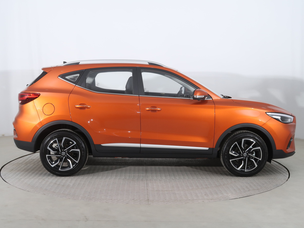 MG ZS SUV