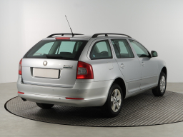 Škoda Octavia 2010