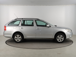 Škoda Octavia 2010