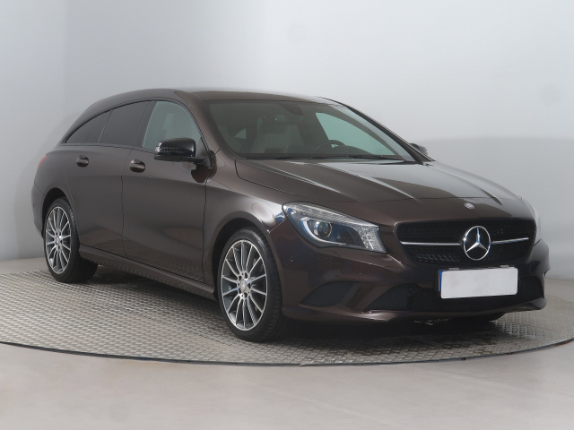 Mercedes-Benz CLA 2015