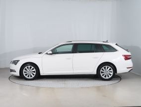 Skoda Superb - 2019