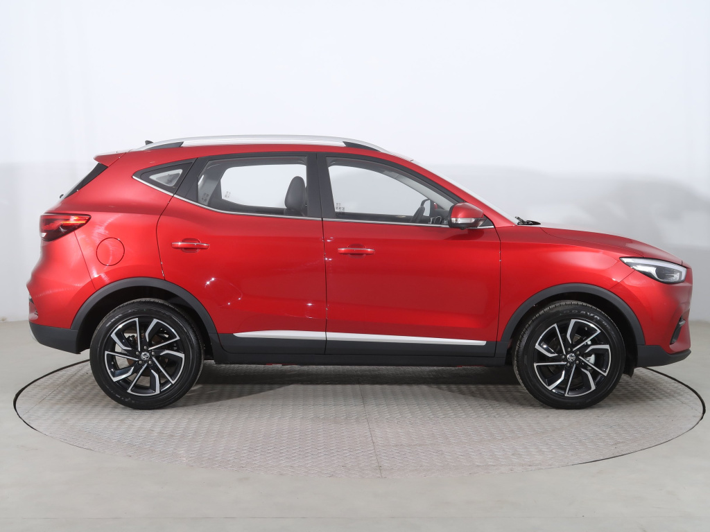 MG ZS SUV