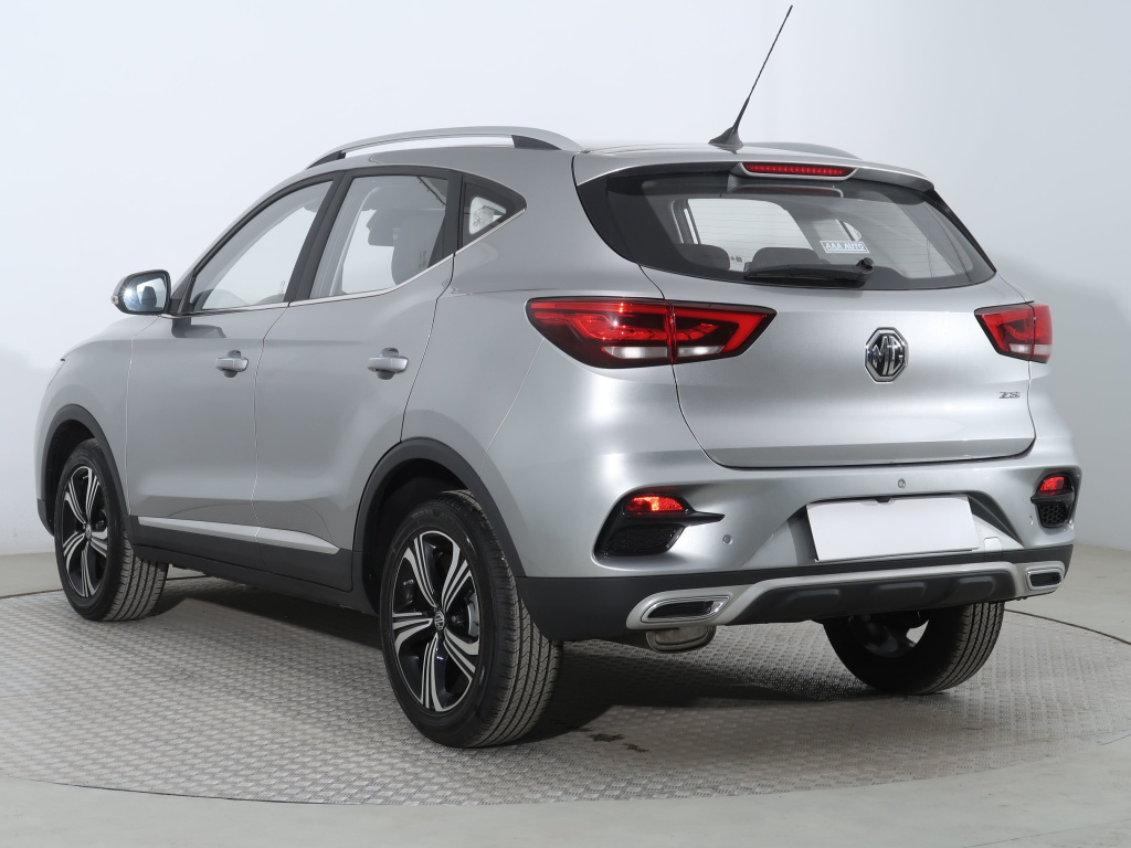 MG ZS SUV