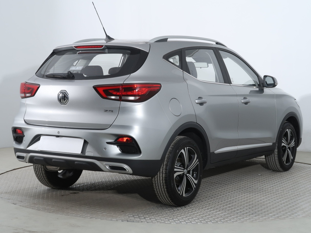 MG ZS SUV