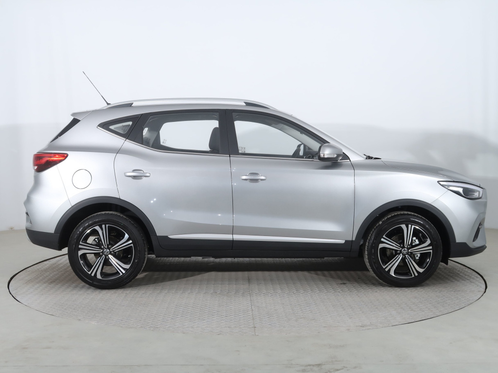MG ZS SUV