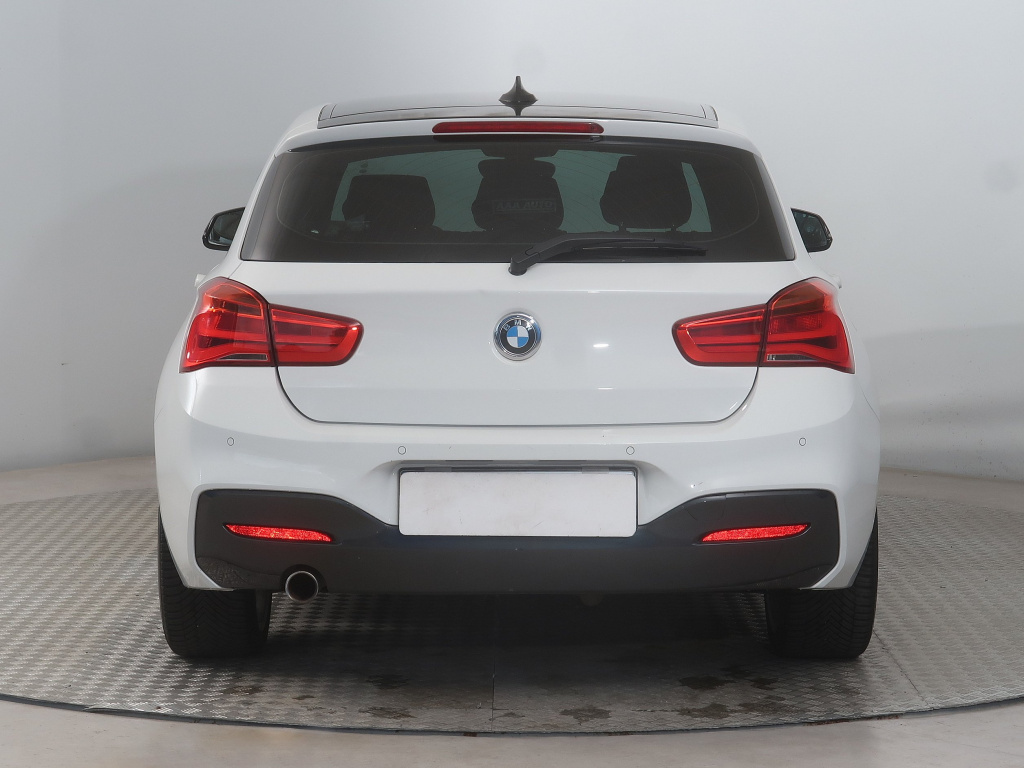 BMW 1