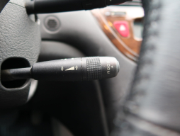 Peugeot 607 2002