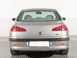 Peugeot 607 2002