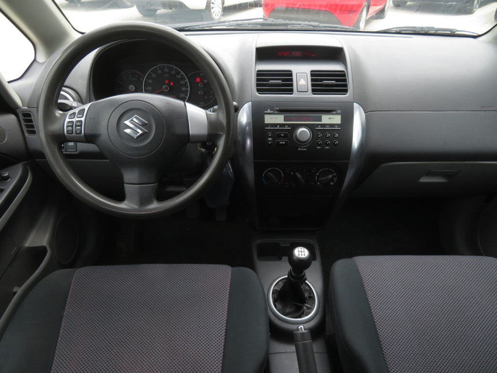 Suzuki SX4