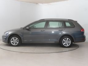 Volkswagen Golf - 2020