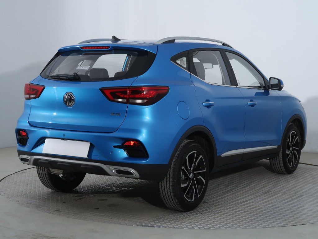 MG ZS SUV