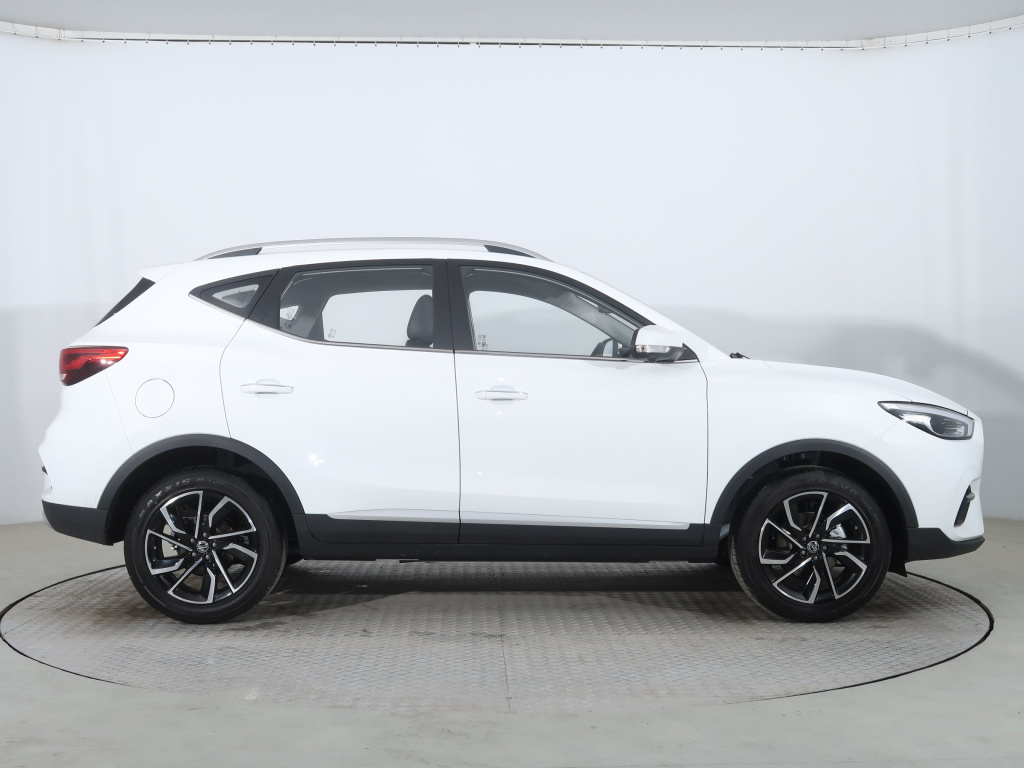 MG ZS SUV