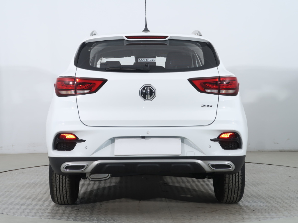 MG ZS SUV