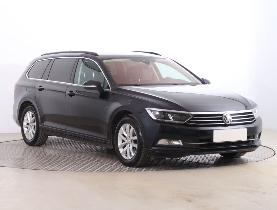 Volkswagen Passat - 2015